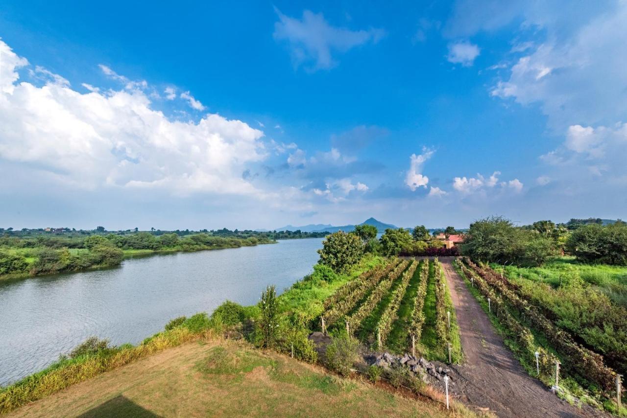 Saffronstays Rose Vineyard By The Lake, Насик Экстерьер фото